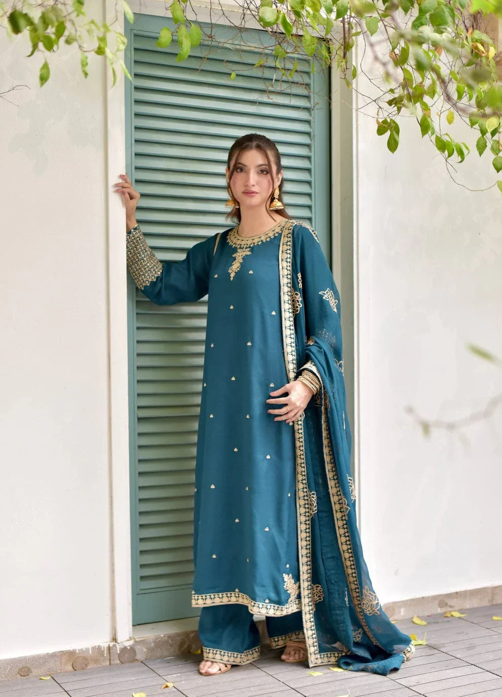 Yasmeen Embroidered 3Pc