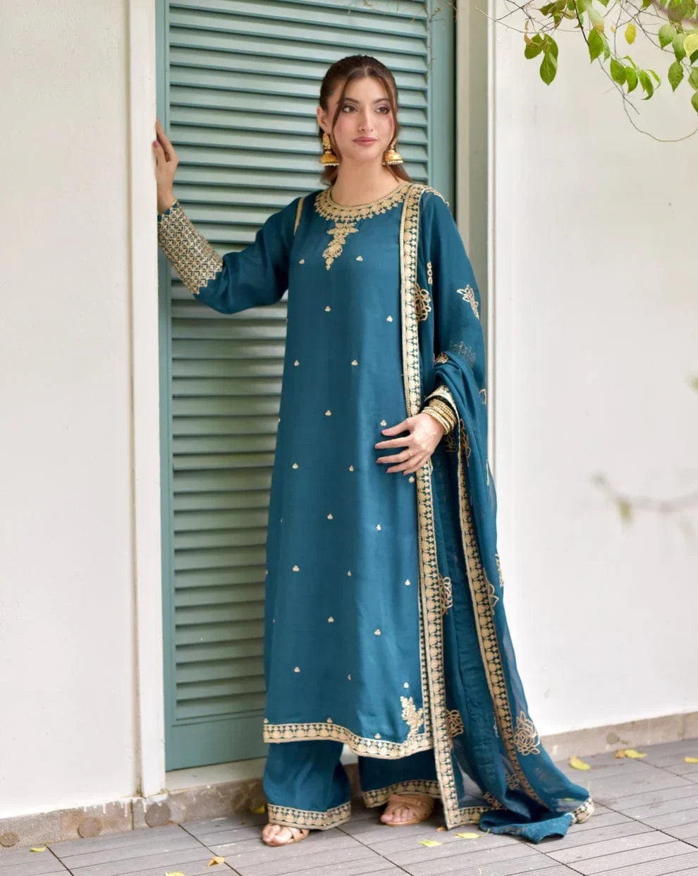 Yasmeen Embroidered 3Pc
