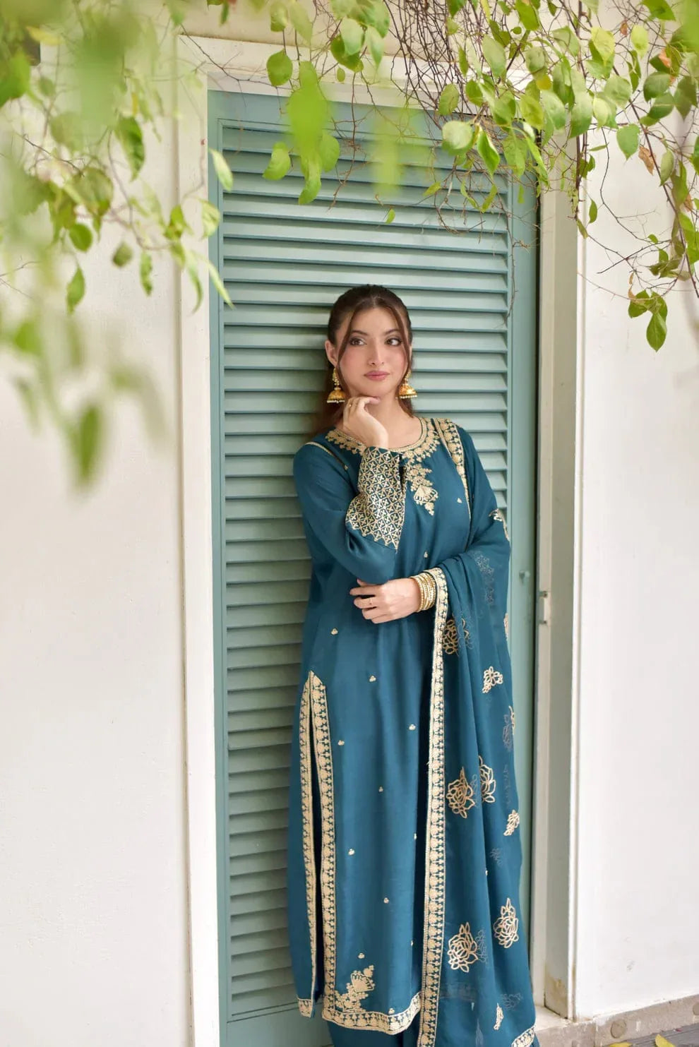 Yasmeen Embroidered 3Pc