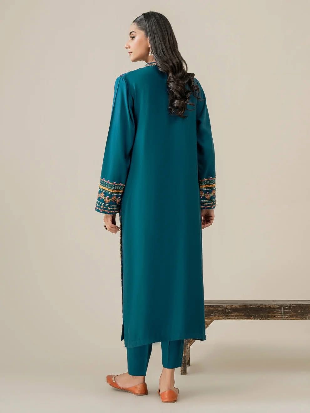 TEAL EMBROIDERED 2Pc