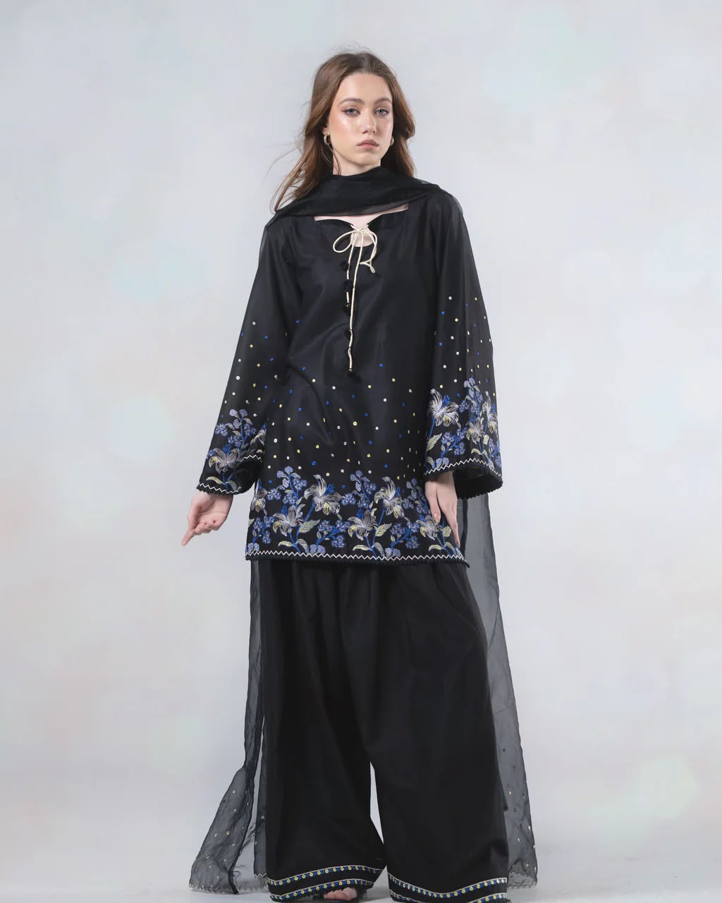 Osen Black Embroidered 3pc