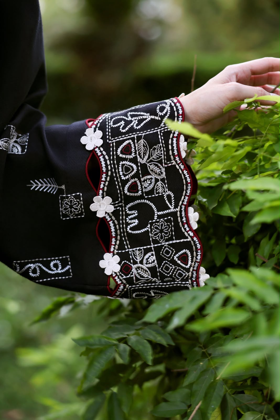 Luqaab Embroidered 3pc