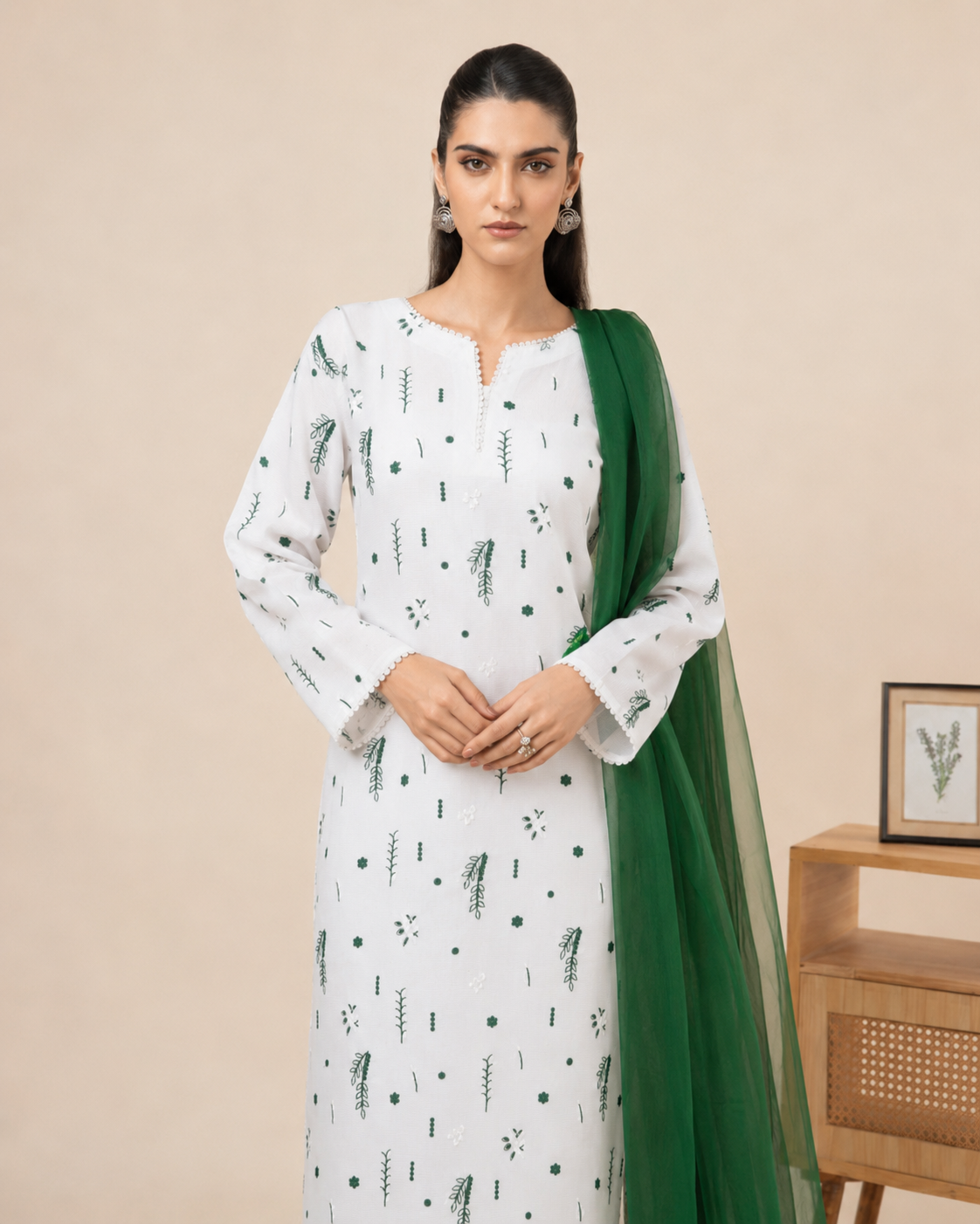 Daina Embroidered 3pc