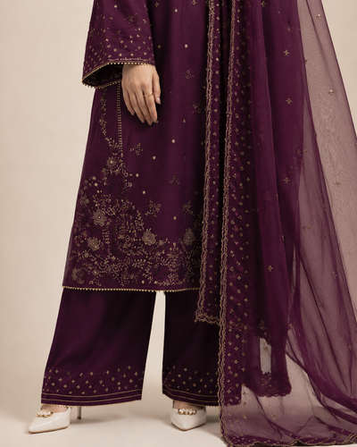 Aneesa Embroidered 3pc