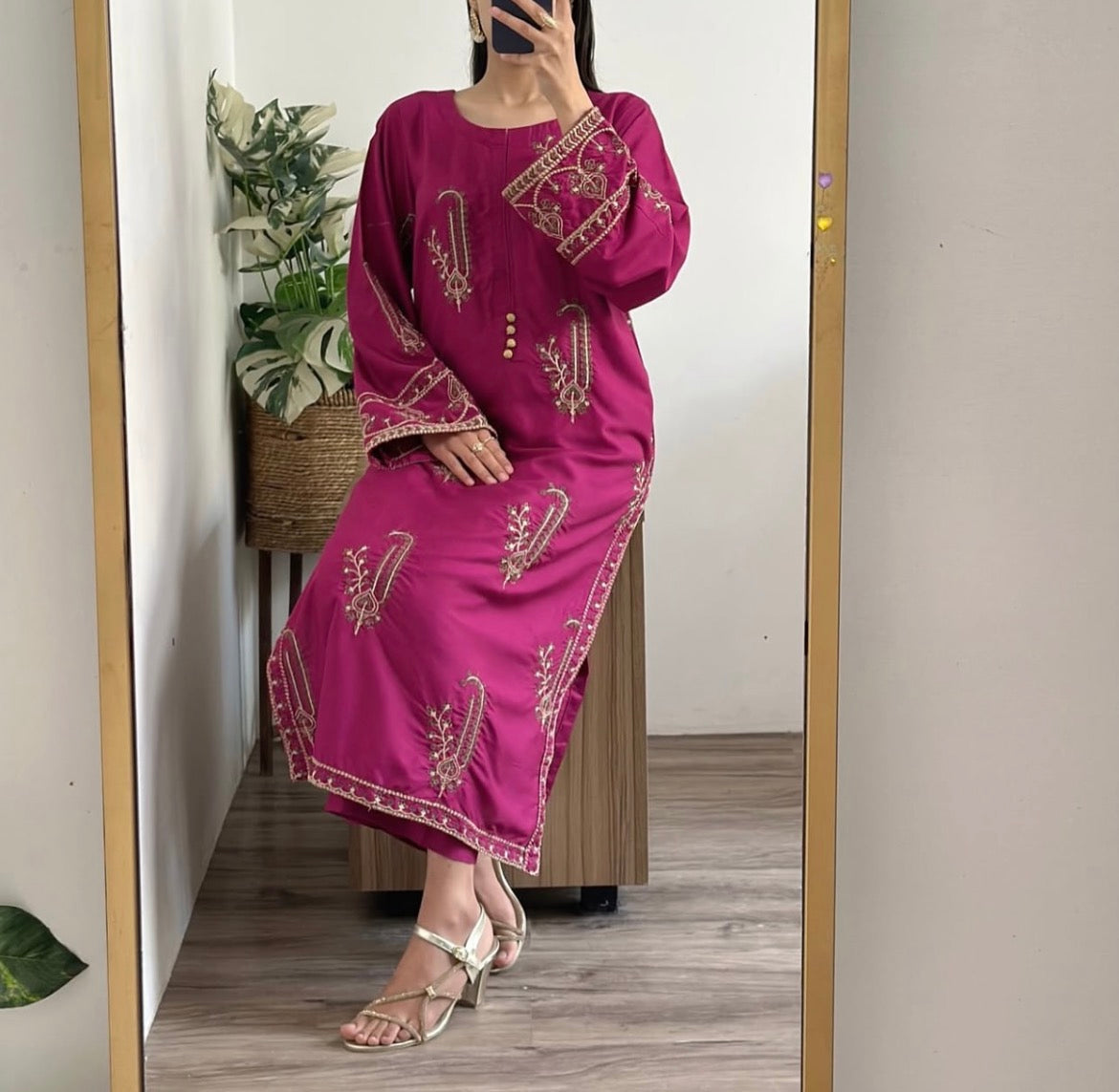 Amber Embroidered 3pc