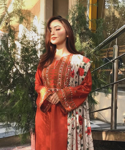 Liyana Embroidered 3pc