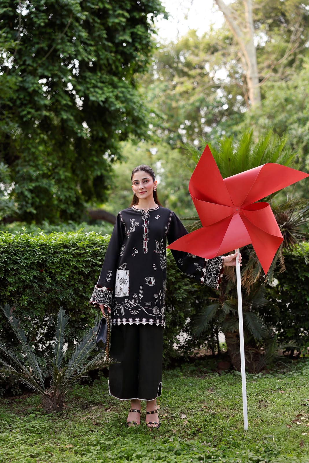 Luqaab Embroidered 3pc
